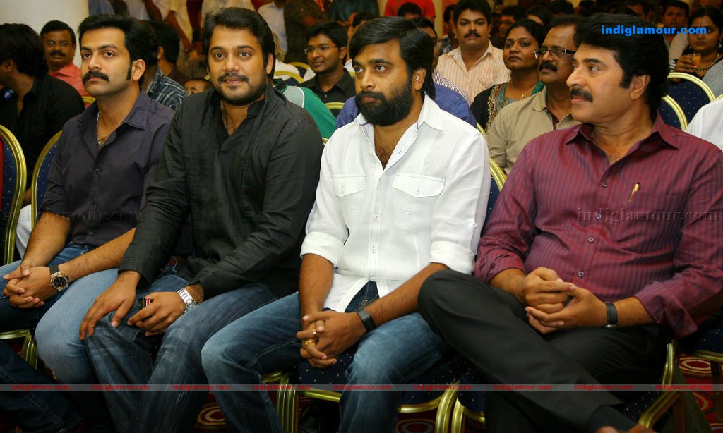 Masters Movie Launch Photos Event hd photo