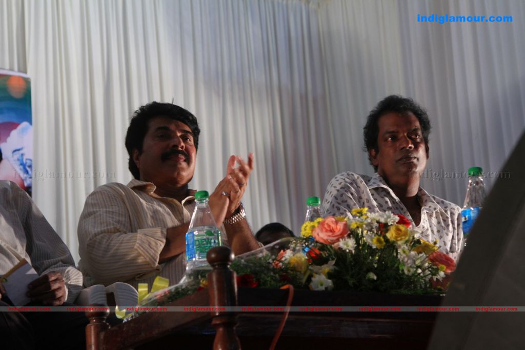 Salim Kumar Honoured by Maharajas College Students stills Event hd photo