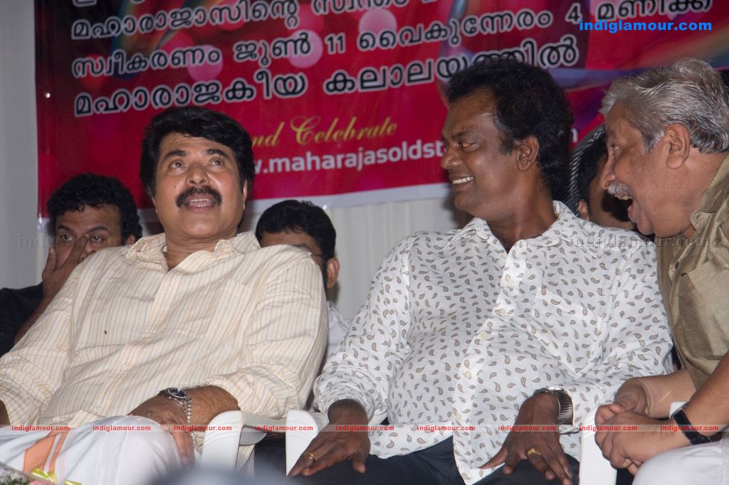 Salim Kumar Honoured by Maharajas College Students stills Event hd photo