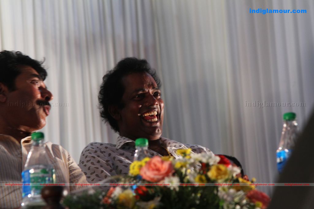 Salim Kumar Honoured by Maharajas College Students stills Event hd photo