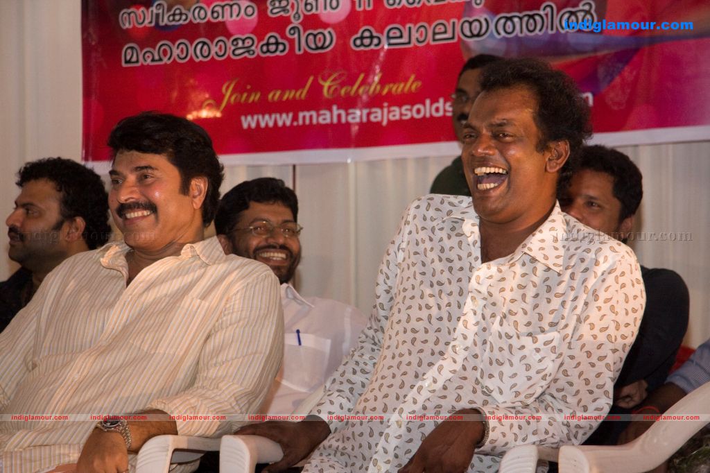 Salim Kumar Honoured by Maharajas College Students stills Event hd photo