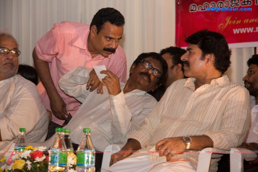 Salim Kumar Honoured by Maharajas College Students stills Event hd photo