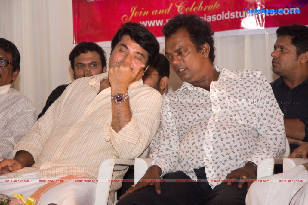 Salim Kumar Honoured by Maharajas College Students stills Event hd photo