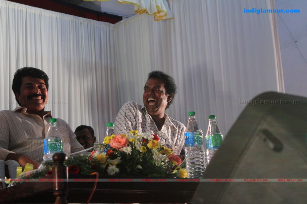 Salim Kumar Honoured by Maharajas College Students stills Event hd photo