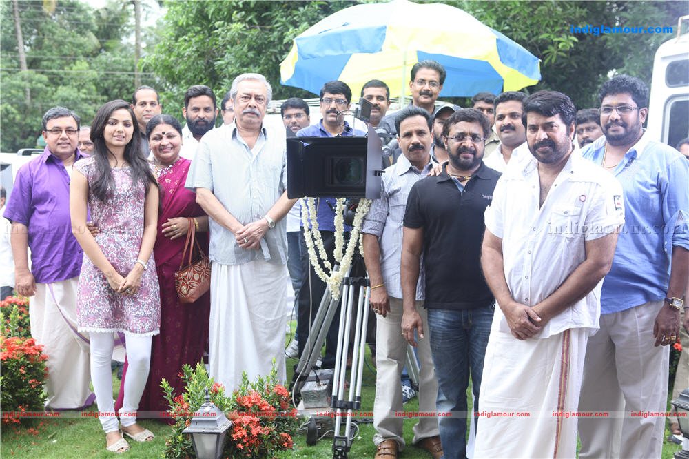 King and Commissioner movie pooja photos Event hd photo