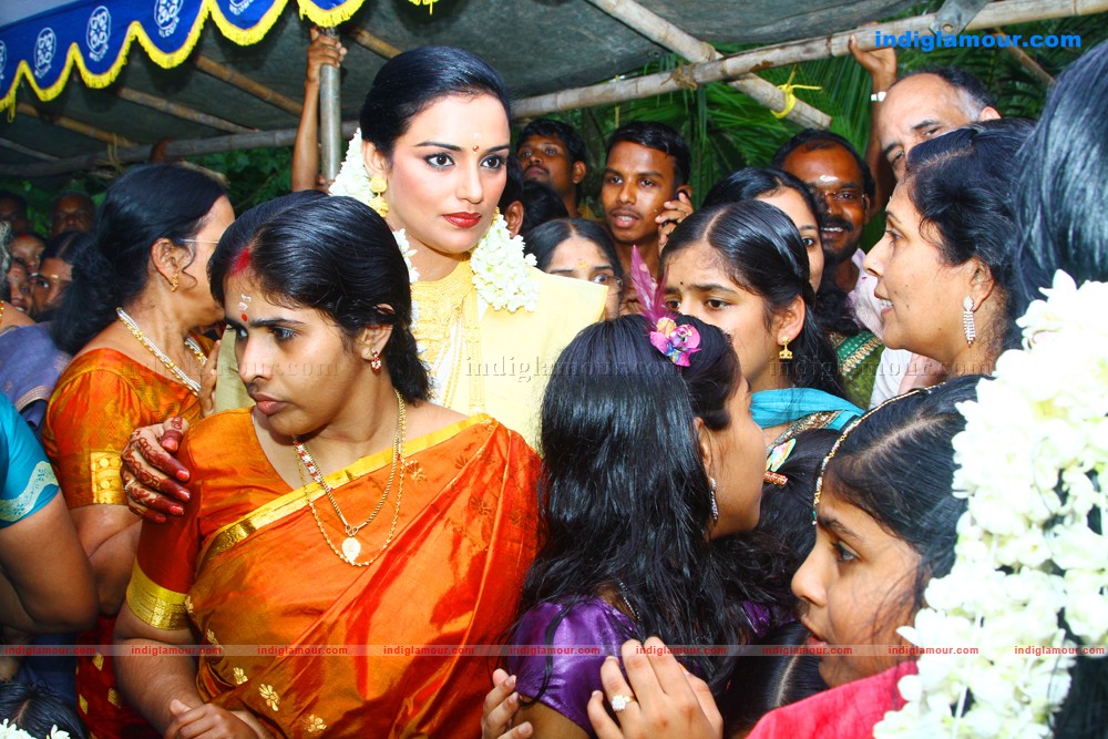 Swetha Menon Wedding photos Event hd photo