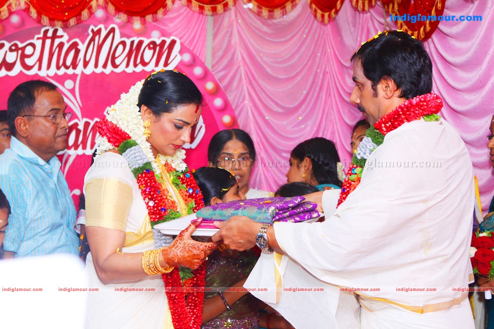 Swetha Menon Wedding photos Event hd photo