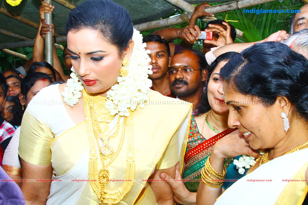 Swetha Menon Wedding photos Event hd photo