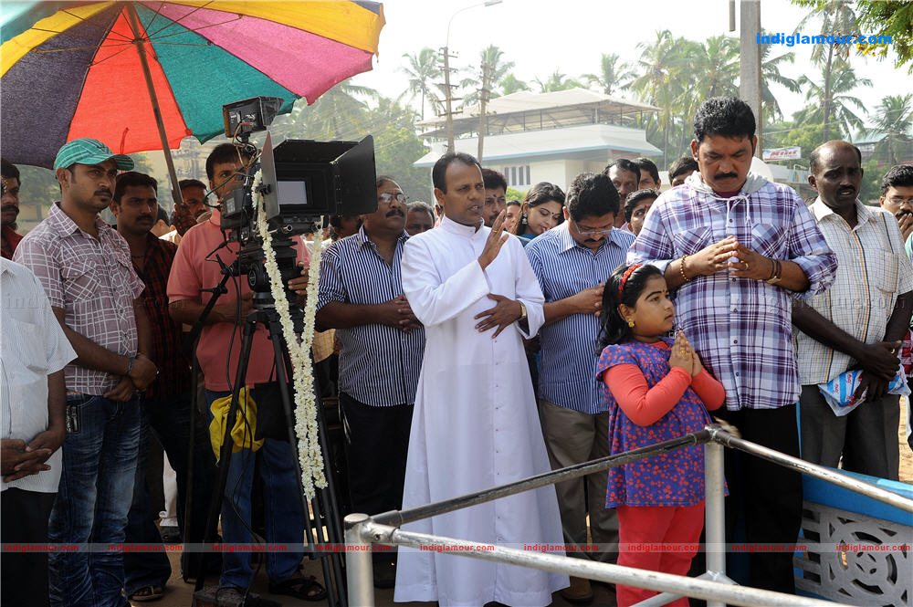 Paachuvum Kovaalanum Malayalam Movie Pooja Event hd photo