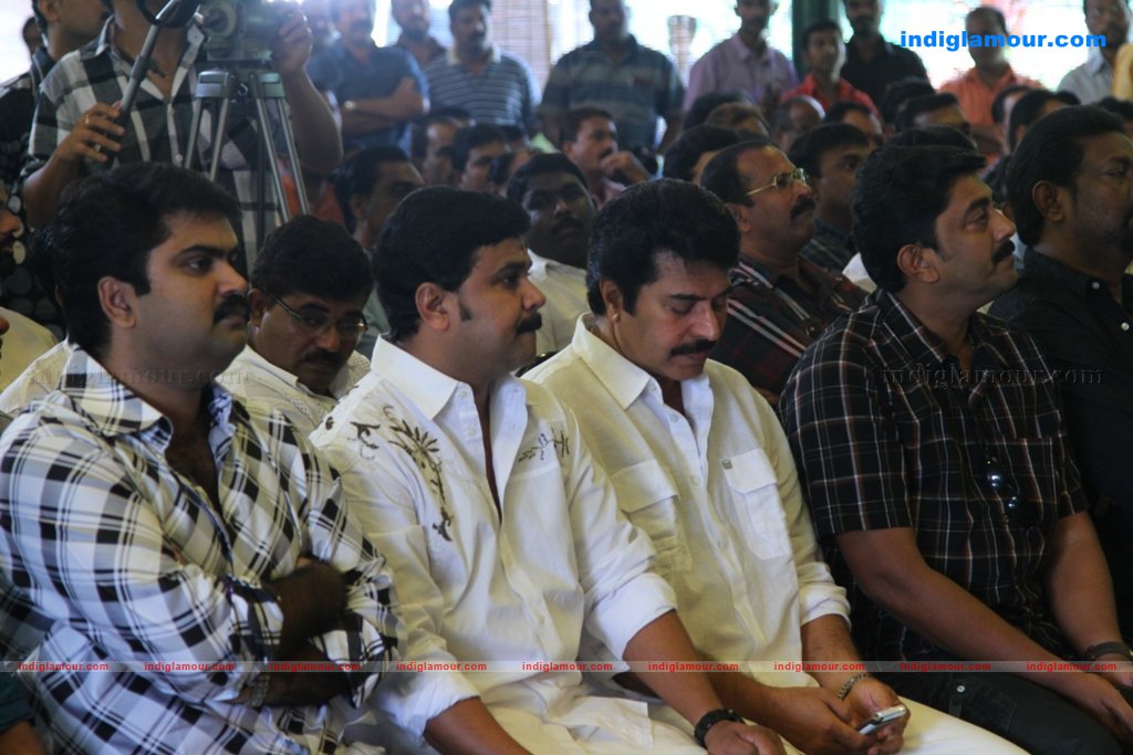 Jossettante Hero Movie pooja Event hd photo
