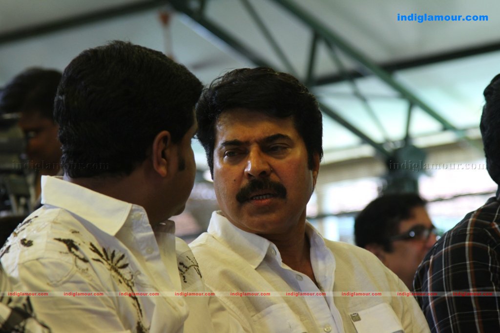Jossettante Hero Movie pooja Event hd photo