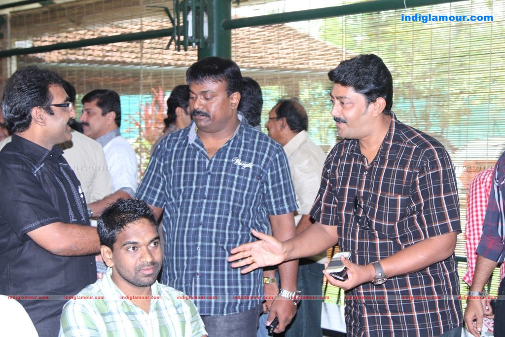 Jossettante Hero Movie pooja Event hd photo
