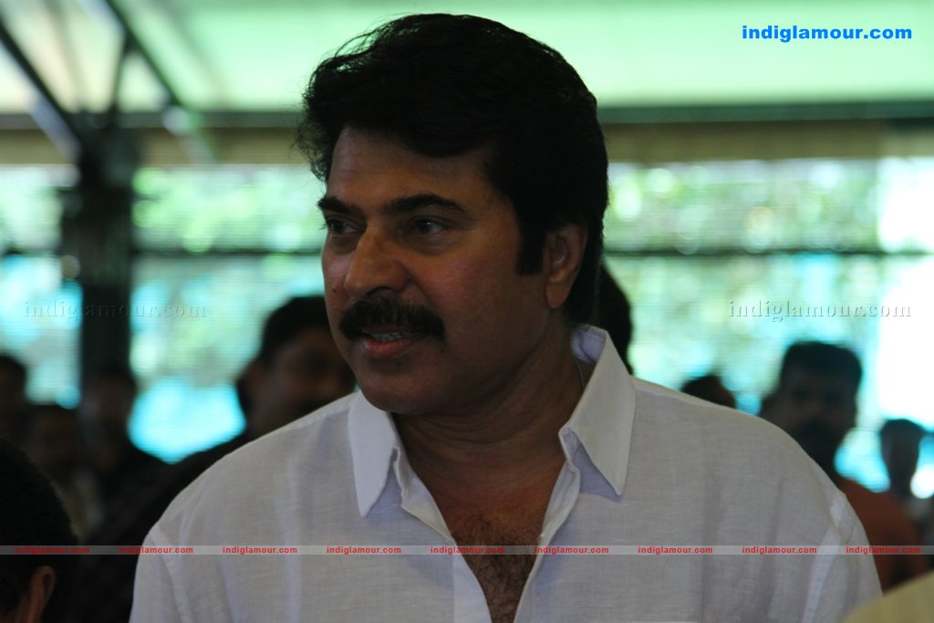 Jossettante Hero Movie pooja Event hd photo