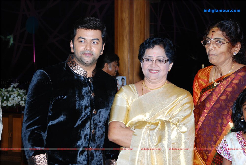 Indrajith Poornima at Prithviraj's wedding reception Event hd photo