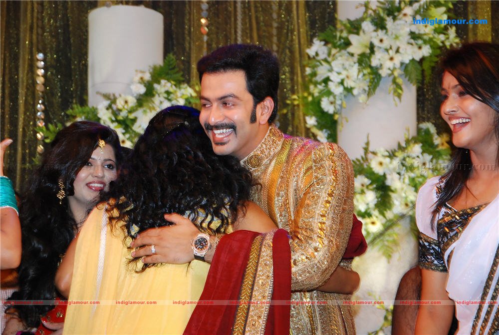 Reema Kallingal at Prithviraj's wedding reception Event hd photo
