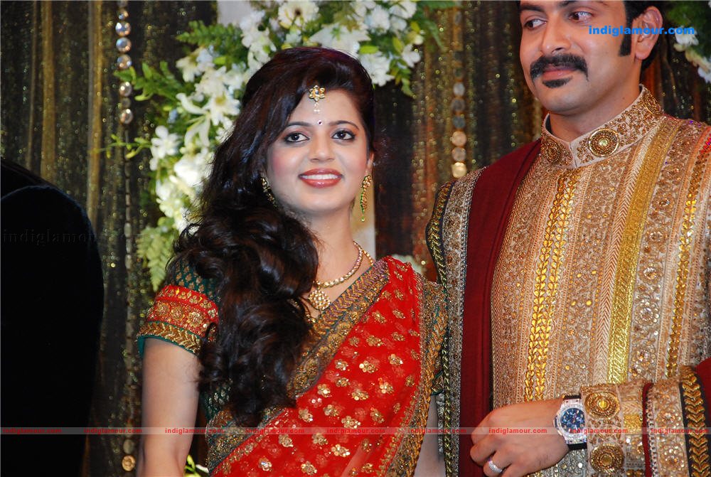 Prithviraj's wedding reception Event hd photo