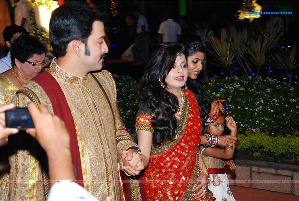 Prithviraj's wedding reception Event hd photo