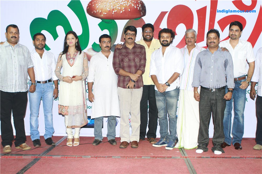 Sandwitch movie pooja Event hd photo