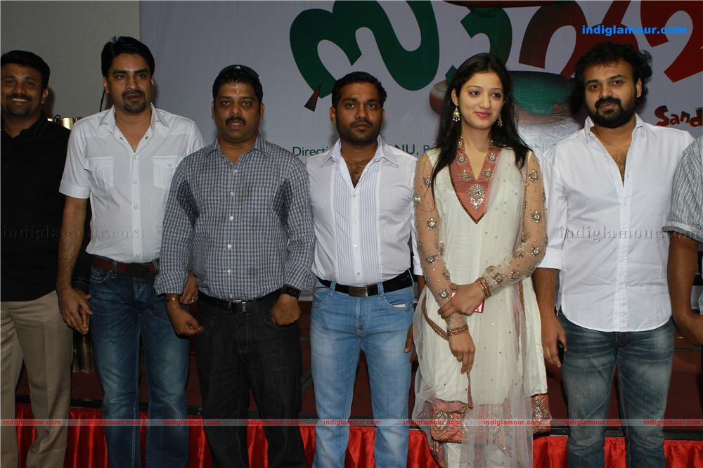 Sandwitch movie pooja Event hd photo