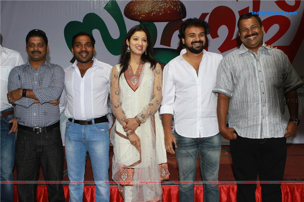 Sandwitch movie pooja Event hd photo