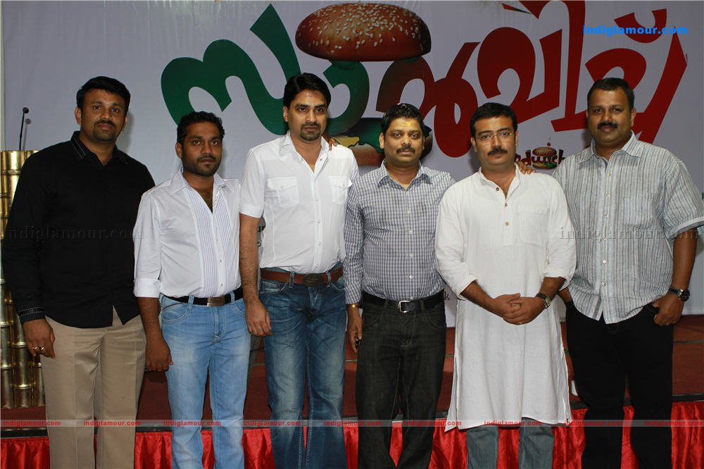Sandwitch movie pooja Event hd photo