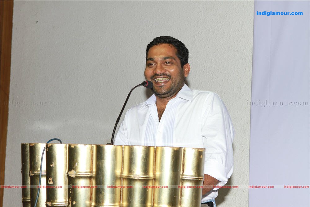 Sandwitch movie pooja Event hd photo