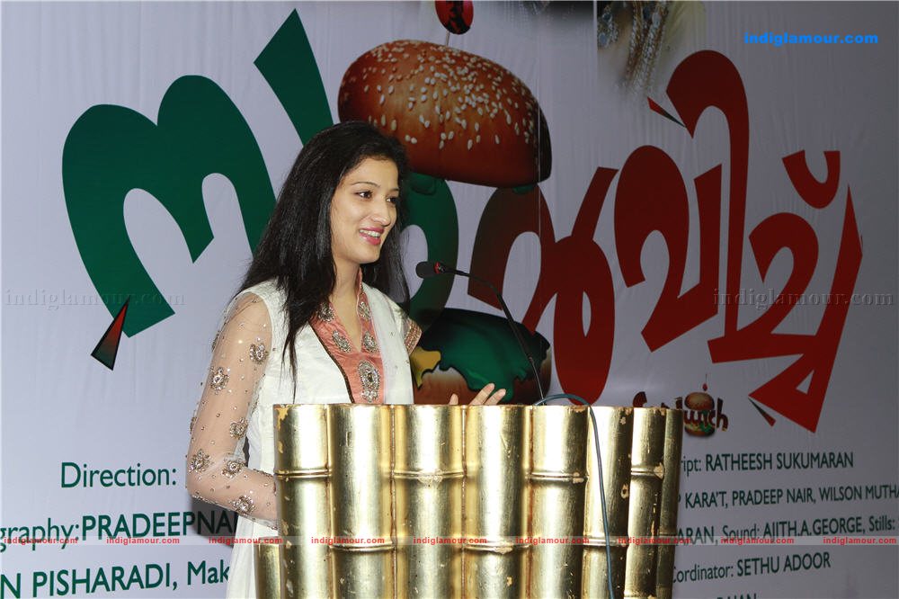Sandwitch movie pooja Event hd photo