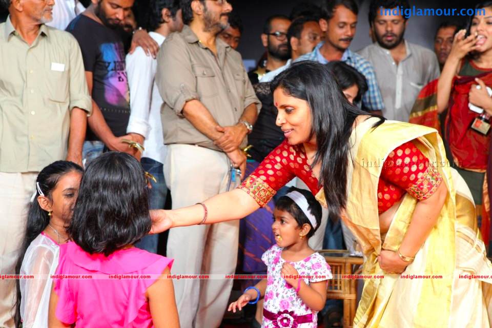 22 Female Kottayam 111th Day Event hd photo