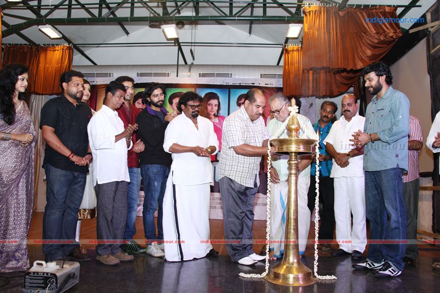 Dolls Movie Pooja Event hd photo