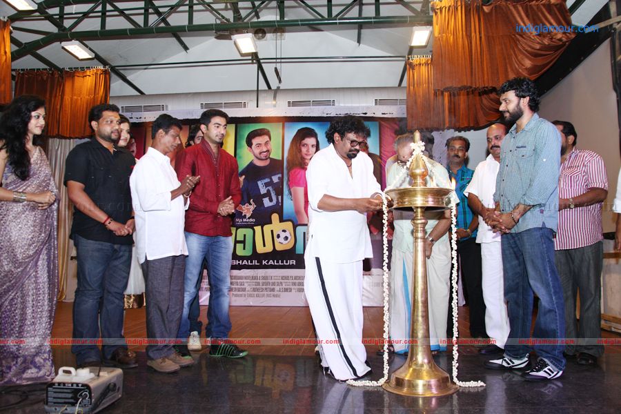 Dolls Movie Pooja Event hd photo