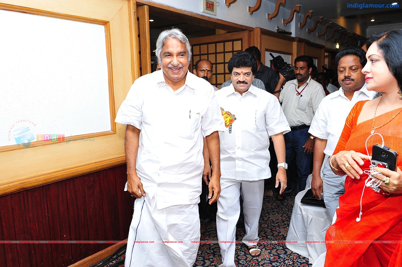 Ardhanari Movie Pooja Event hd photo