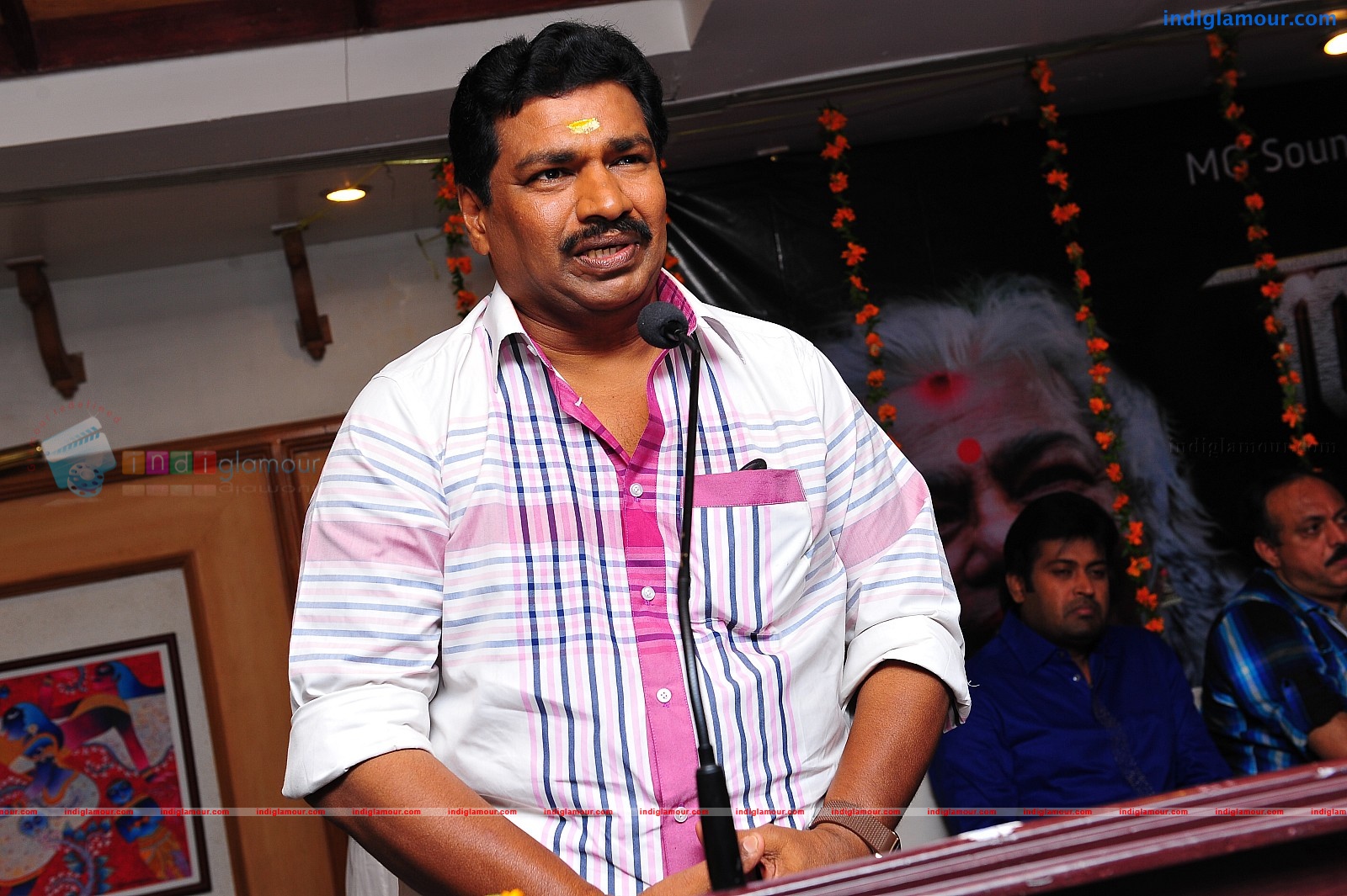 Ardhanari Movie Pooja Event hd photo