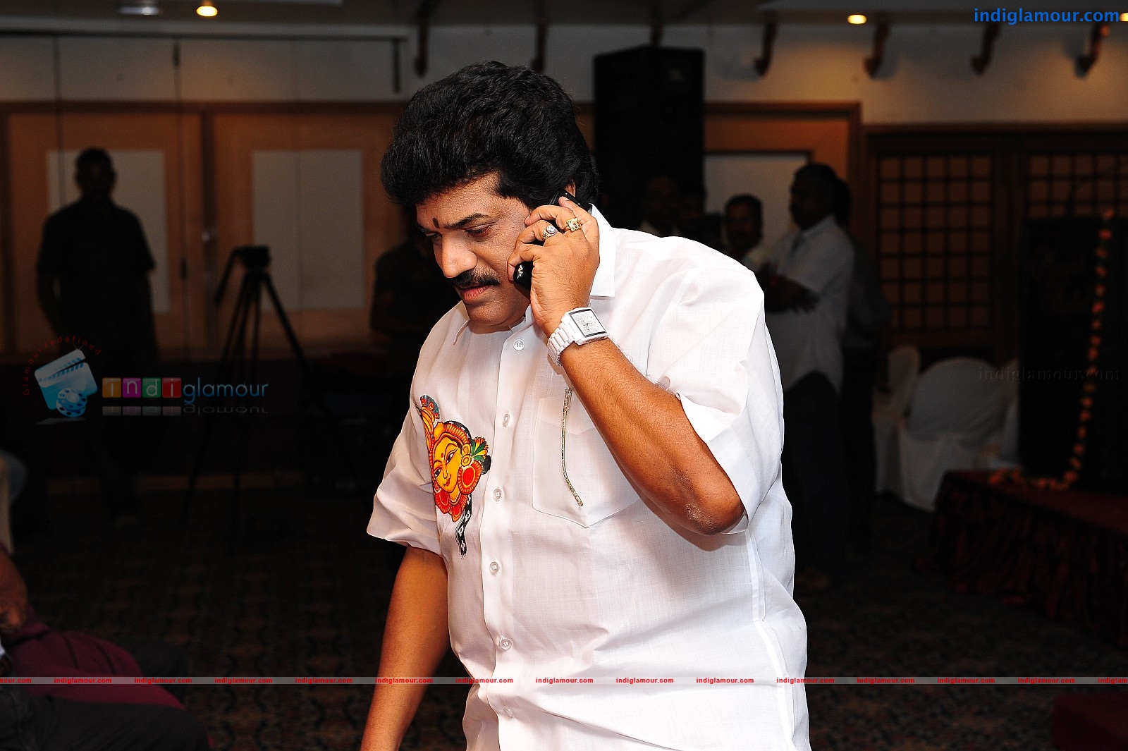 Ardhanari Movie Pooja Event hd photo