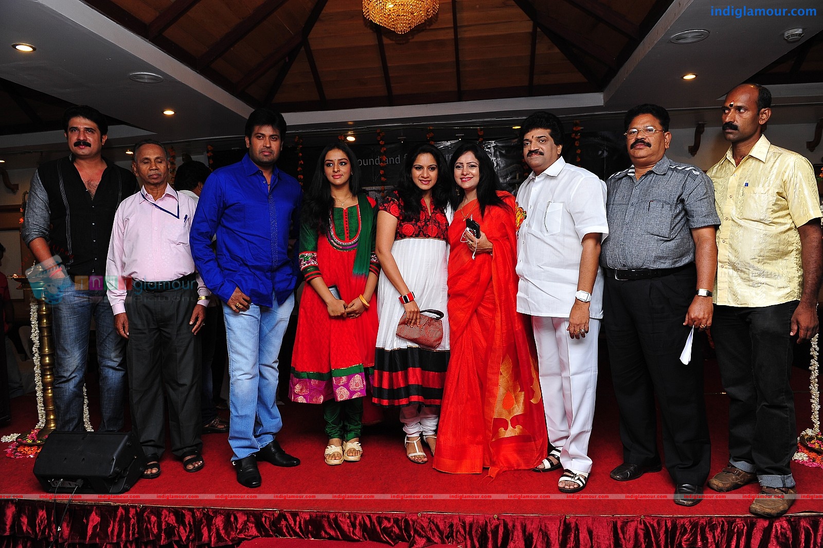 Ardhanari Movie Pooja Event hd photo