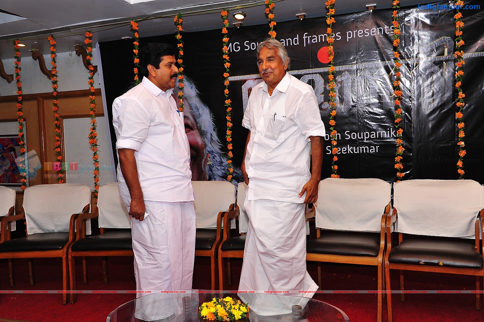 Ardhanari Movie Pooja Event hd photo