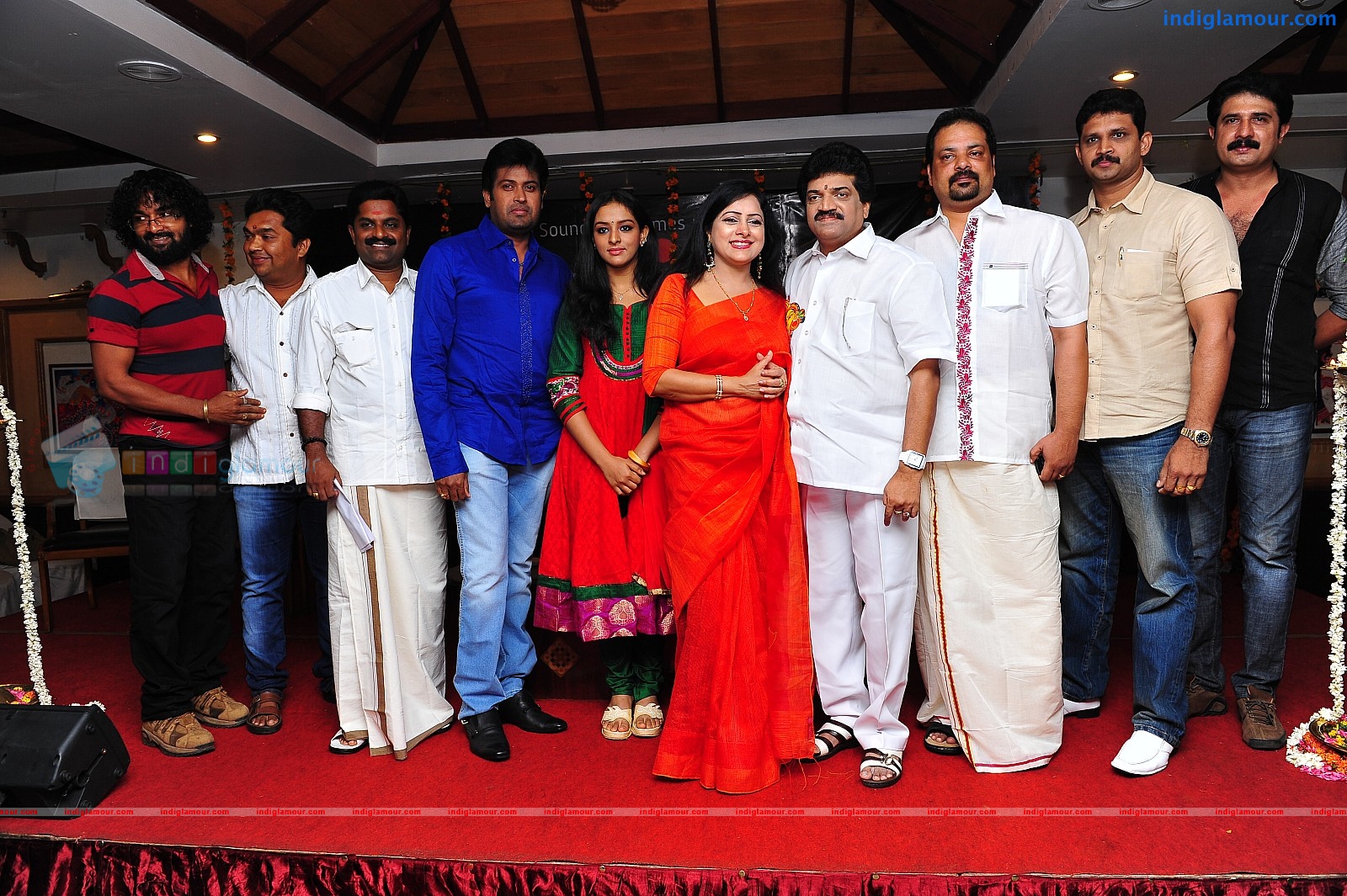 Ardhanari Movie Pooja Event hd photo