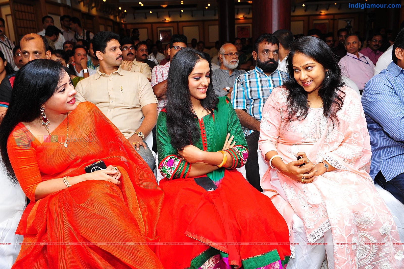 Ardhanari Movie Pooja Event hd photo