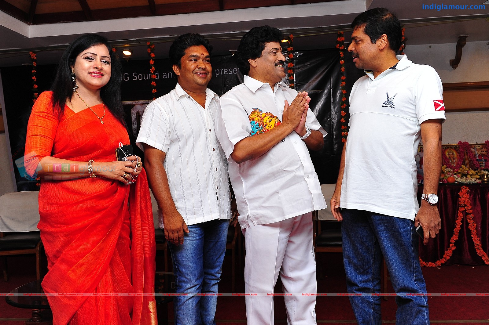 Ardhanari Movie Pooja Event hd photo