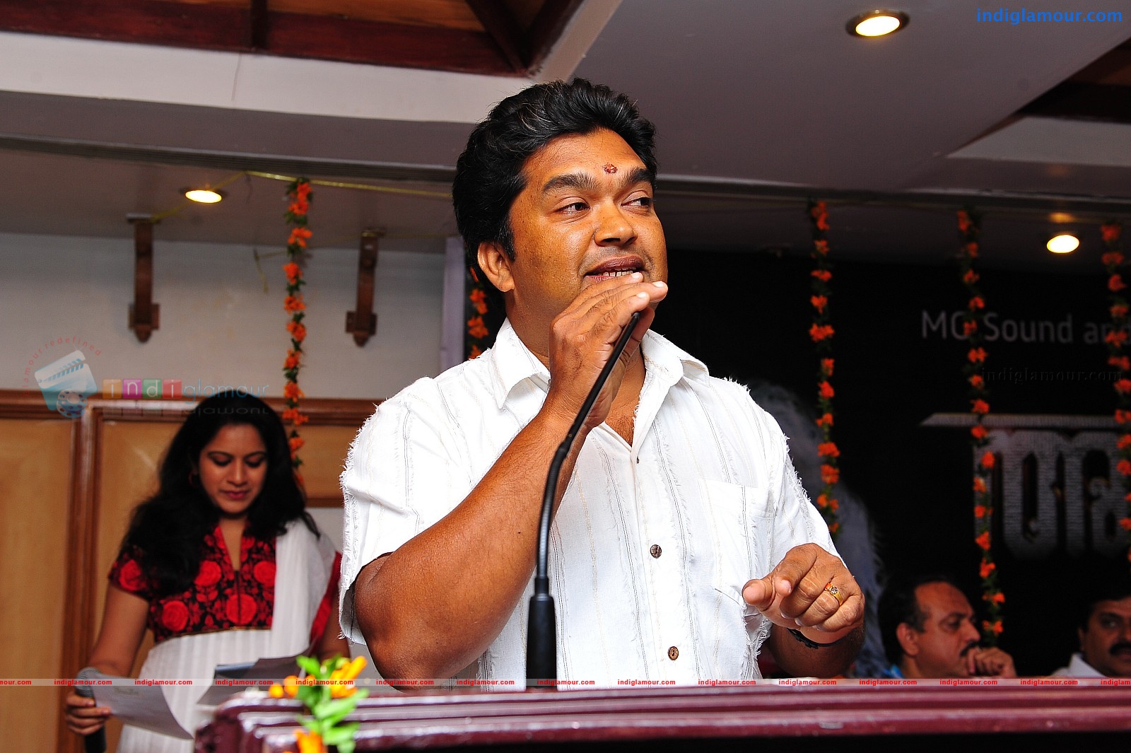 Ardhanari Movie Pooja Event hd photo
