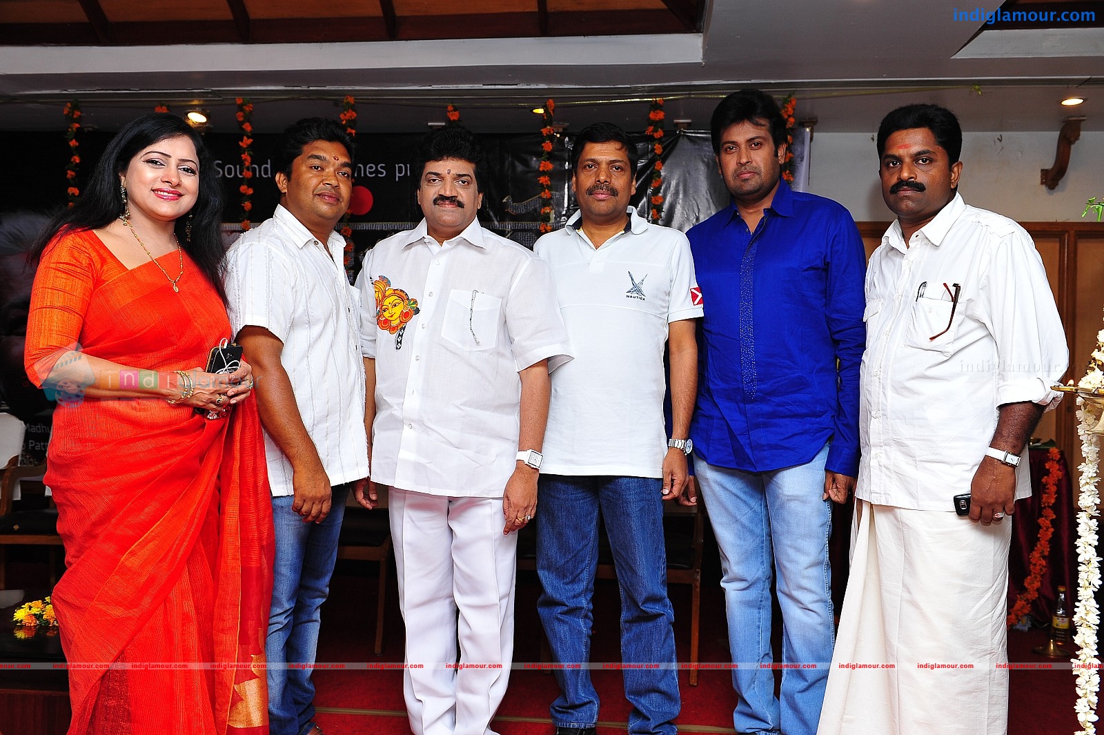Ardhanari Movie Pooja Event hd photo