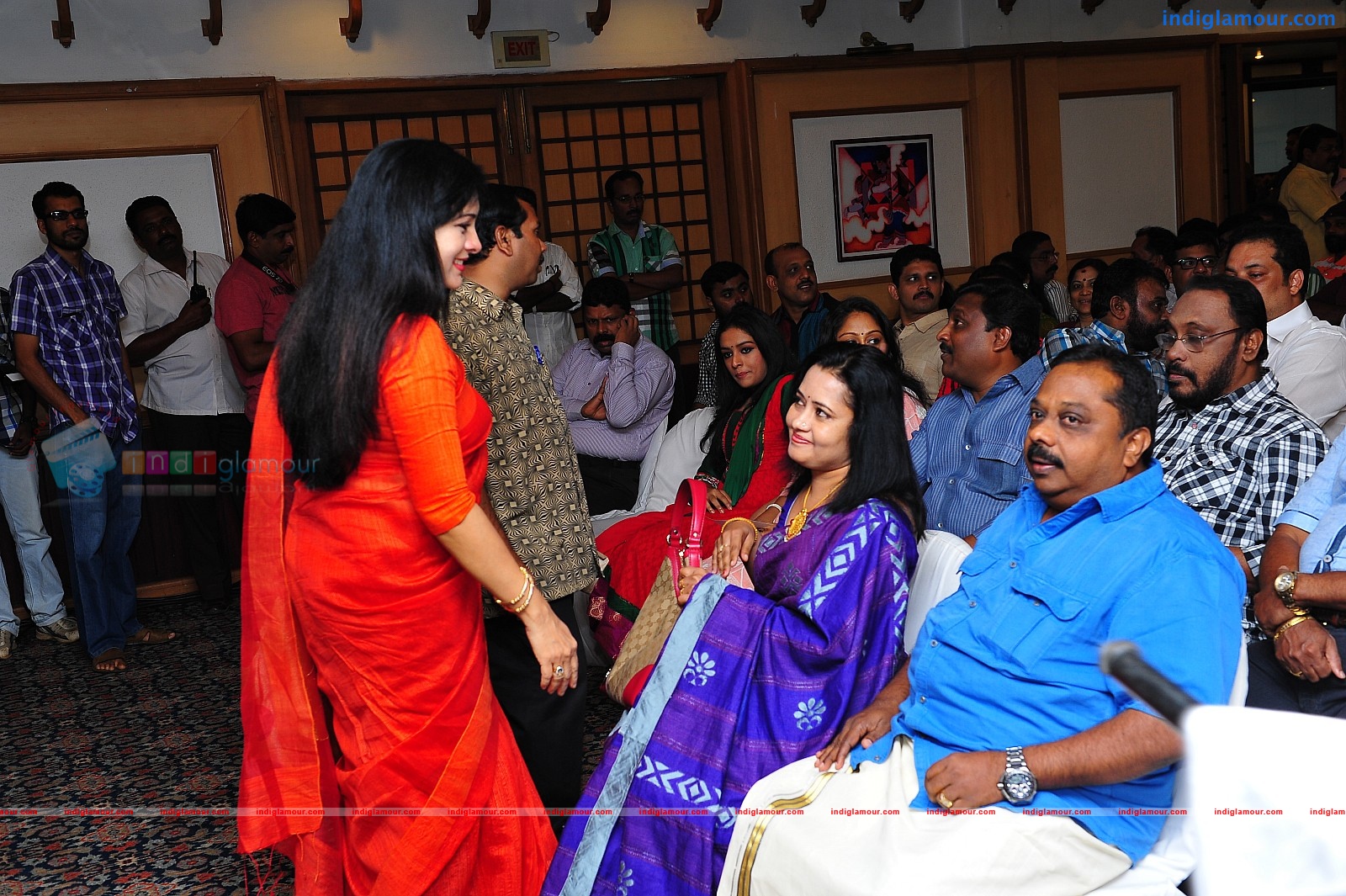 Ardhanari Movie Pooja Event hd photo