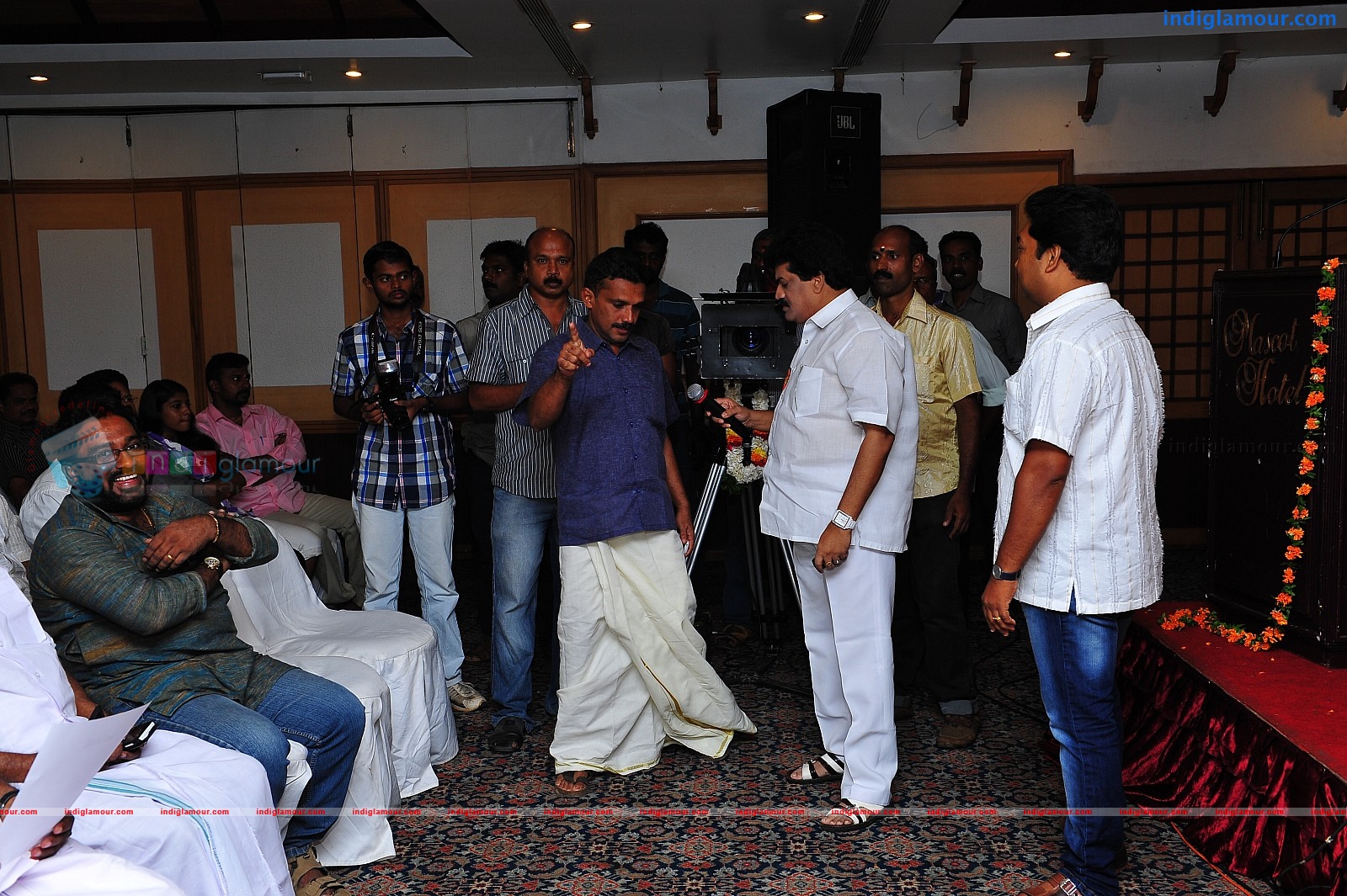 Ardhanari Movie Pooja Event hd photo