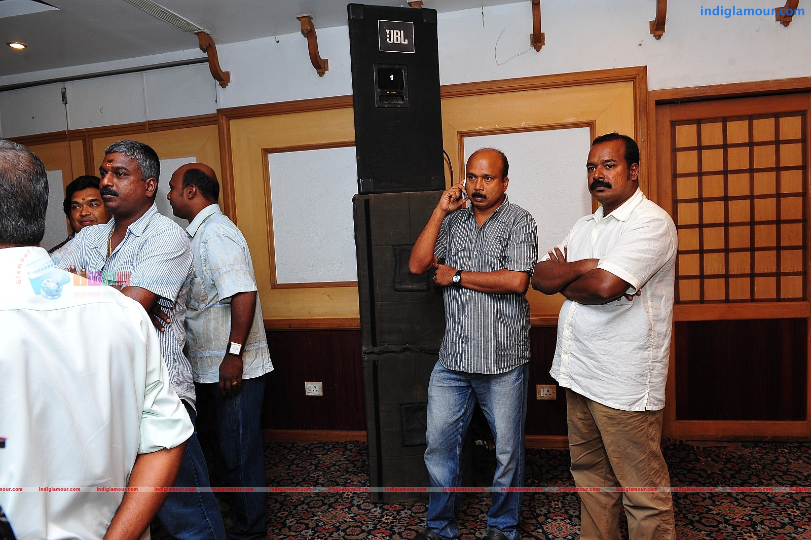 Ardhanari Movie Pooja Event hd photo