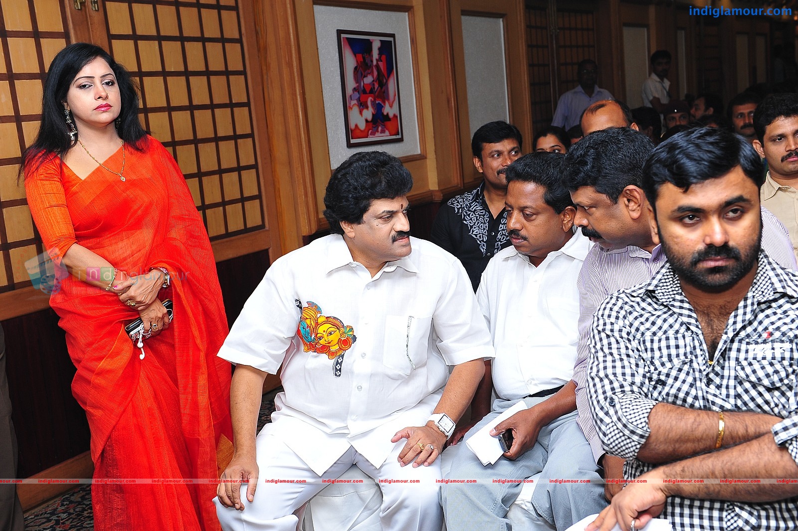 Ardhanari Movie Pooja Event hd photo