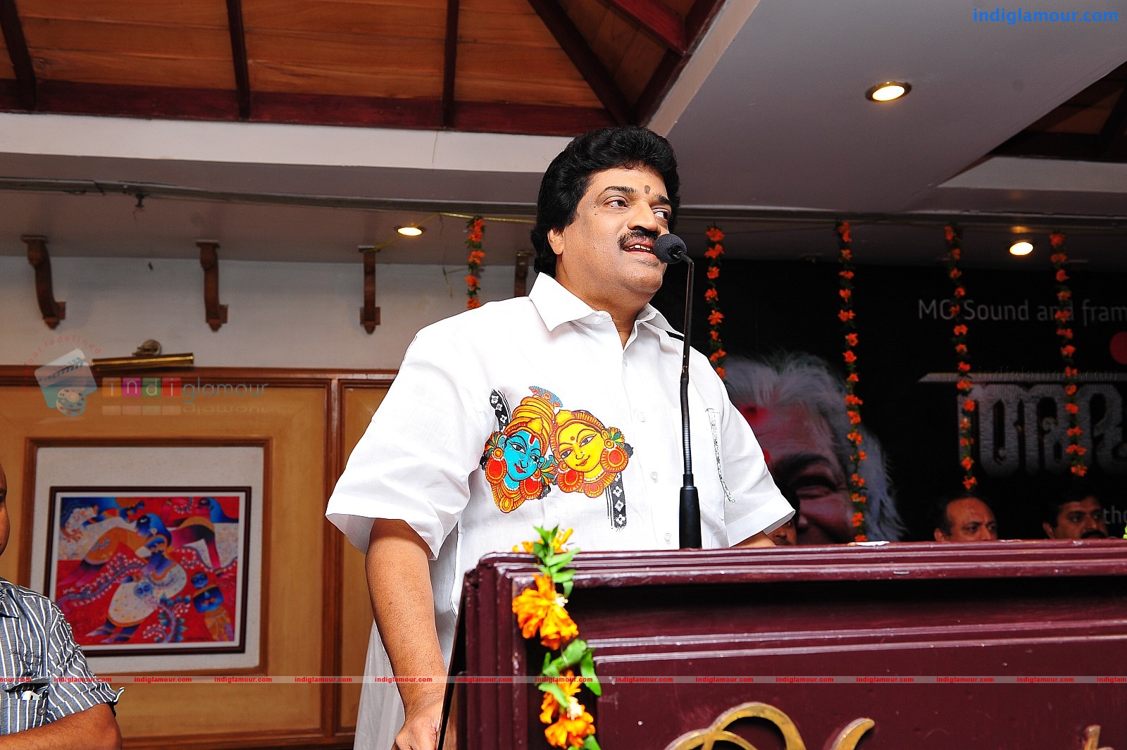 Ardhanari Movie Pooja Event hd photo