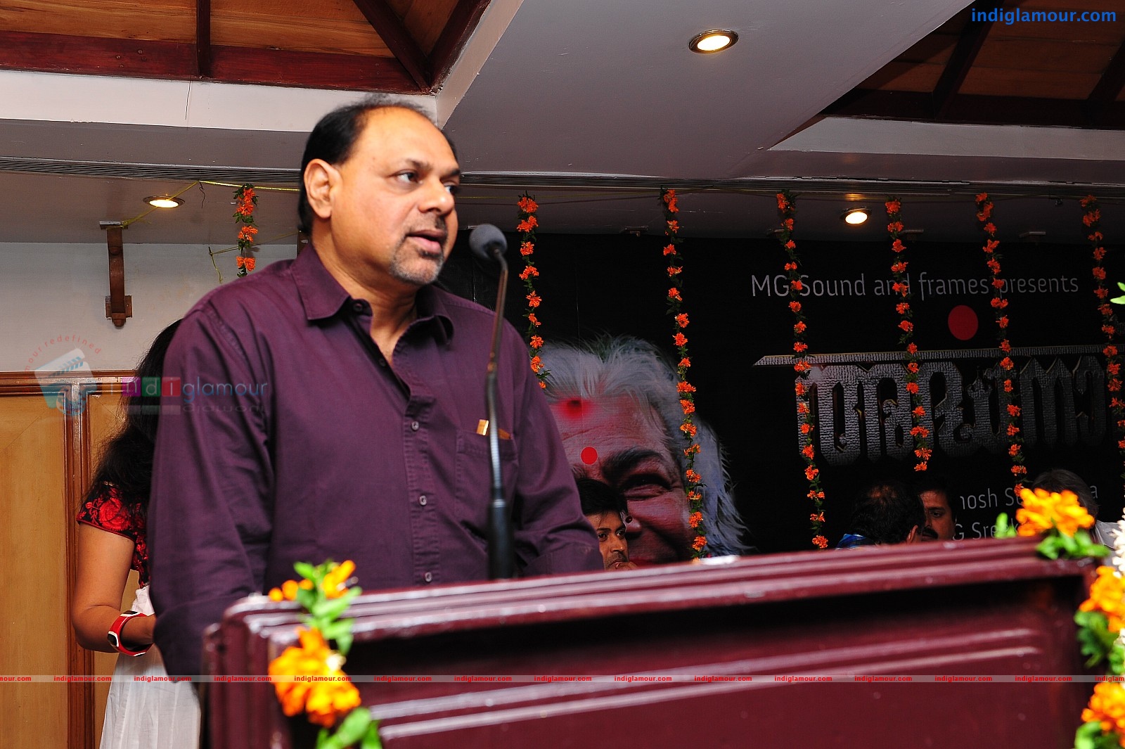 Ardhanari Movie Pooja Event hd photo