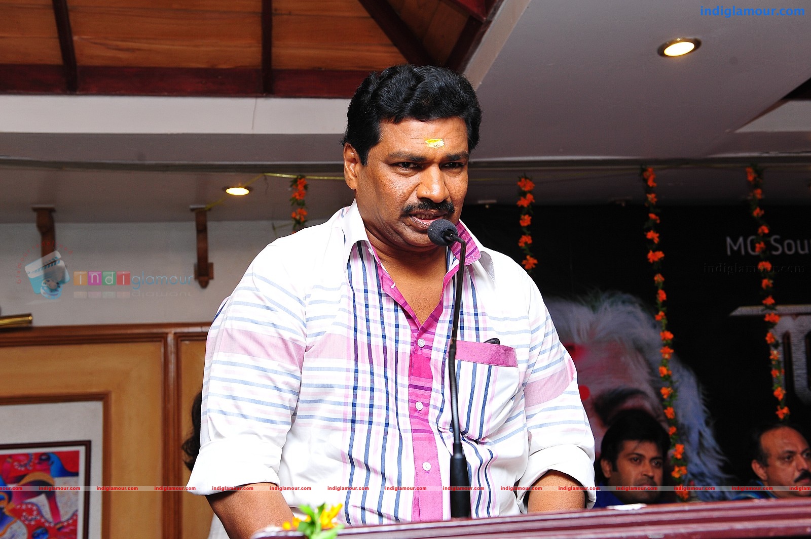 Ardhanari Movie Pooja Event hd photo