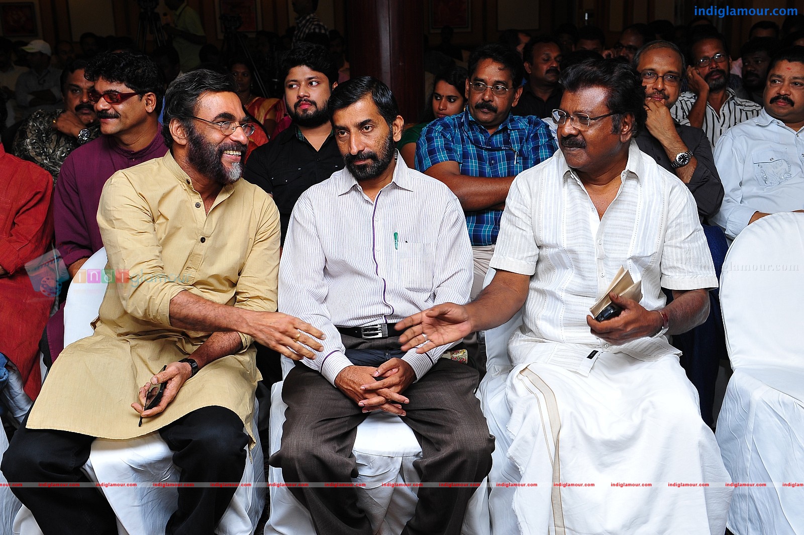 Ardhanari Movie Pooja Event hd photo