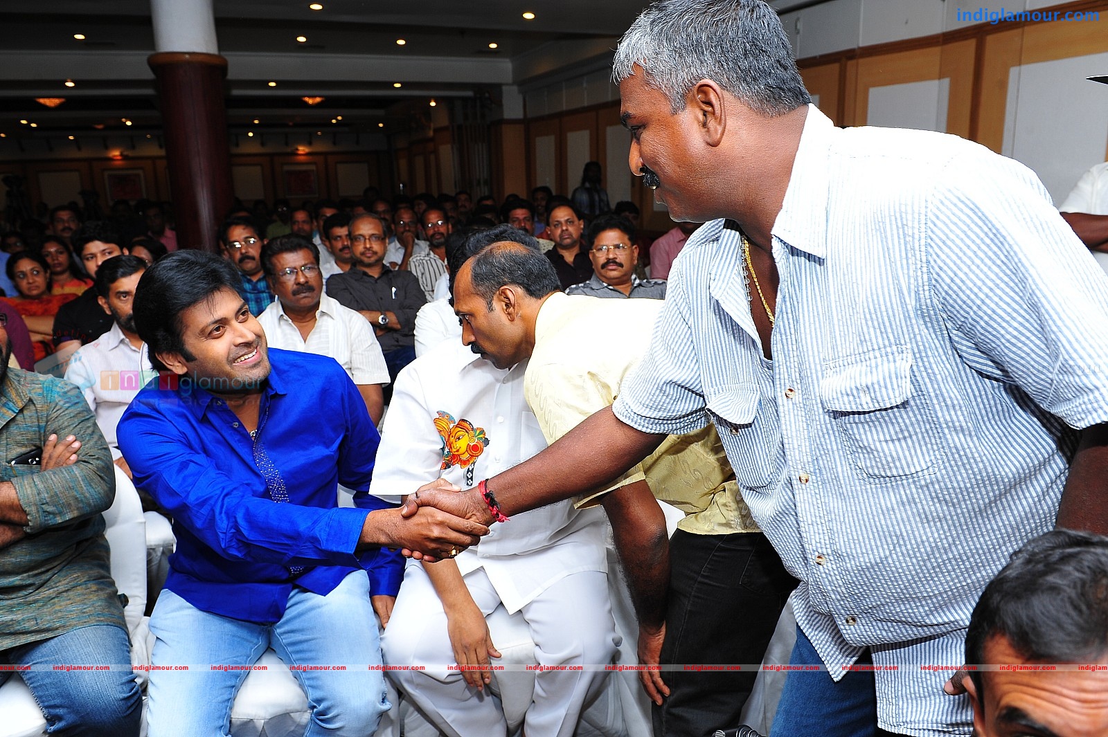 Ardhanari Movie Pooja Event hd photo