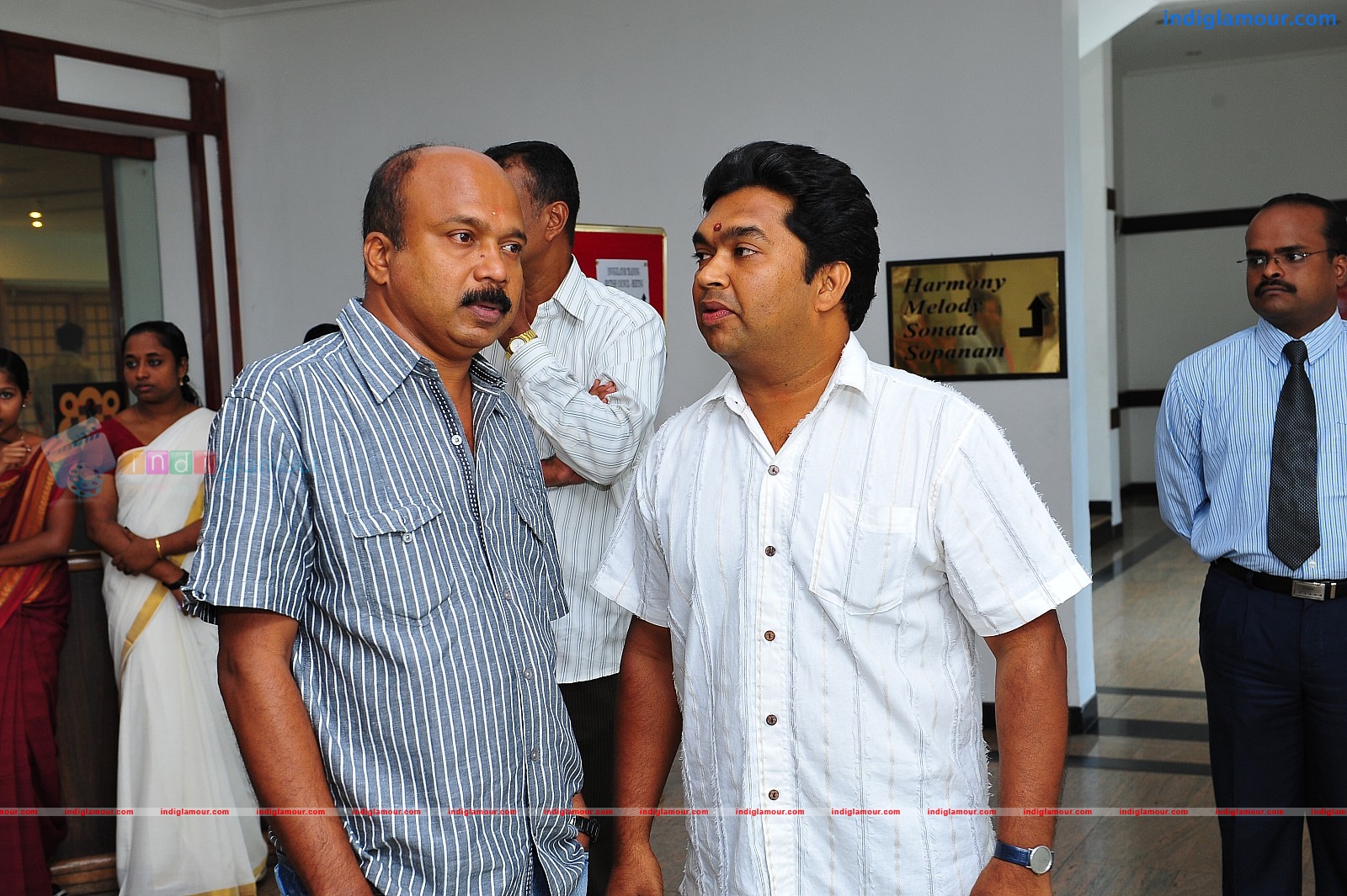 Ardhanari Movie Pooja Event hd photo